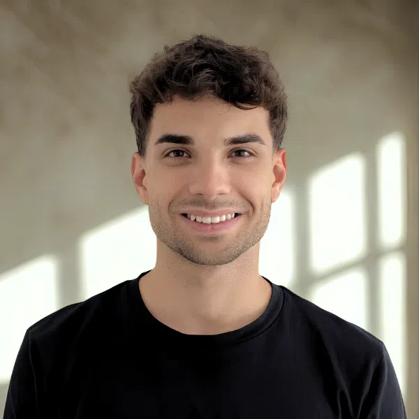 András
